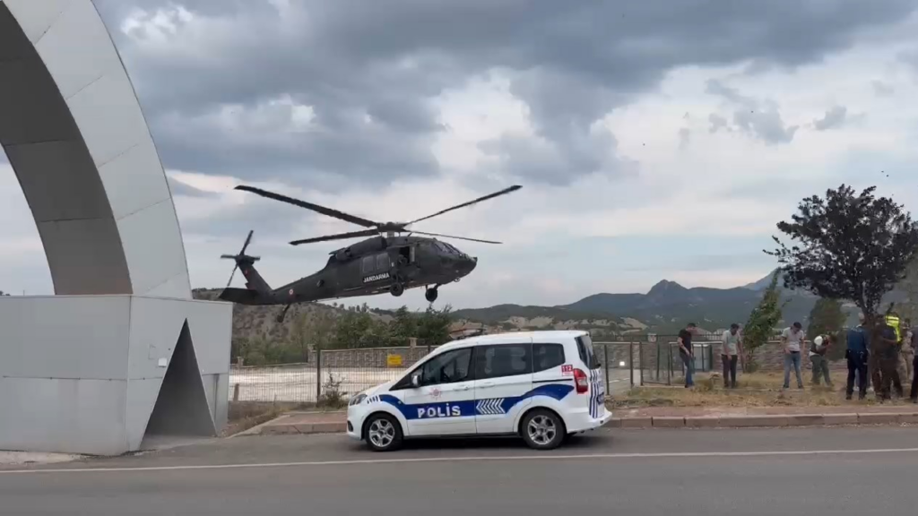 Tunceli'de Askeri Araç Uçuruma Yuvarlandı: 5 Asker Yaralandı