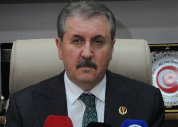 Türk toplumunun 63 yıllık emeğine ve onuruna yapılmış açık bir saldırı