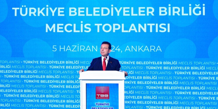Türkiye Belediyeler Birliği'nden İmamoğlu'na Destek Bildirisi