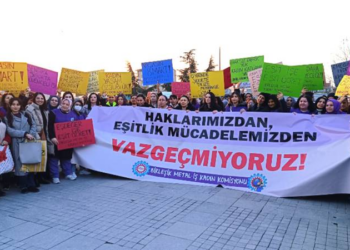 Türkiye'de kadınlar iş yaşamında hâlâ eşit ücret mücadelesi veriyor