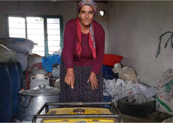 Üretici Karanlıkta Kaldı: 4 Gündür Elektriğimiz Yok,  Hayvanımız Var, Sağım Yapamıyoruz