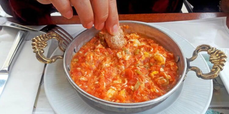 Vedat Milor’dan yeni ‘Menemen’ tartışması