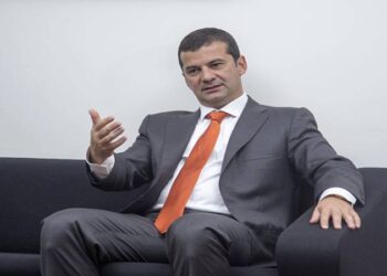 Zenginler faiz kazancından muaf tutuluyor, vatandaş bebek bezine bile KDV ödüyor; böyle adalet olur mu?