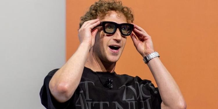 Zuckerberg’ün yeni oyuncağı Orion: 100gr’dan hafif, normal bir gözlük gibi gözüken “zaman makinası”