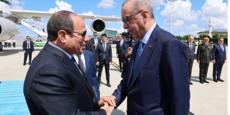 ‘Hükümet, Mısır’daki ‘darbeyi’ de resmen sildi, Sevgililer Günü hediyesi mi?’