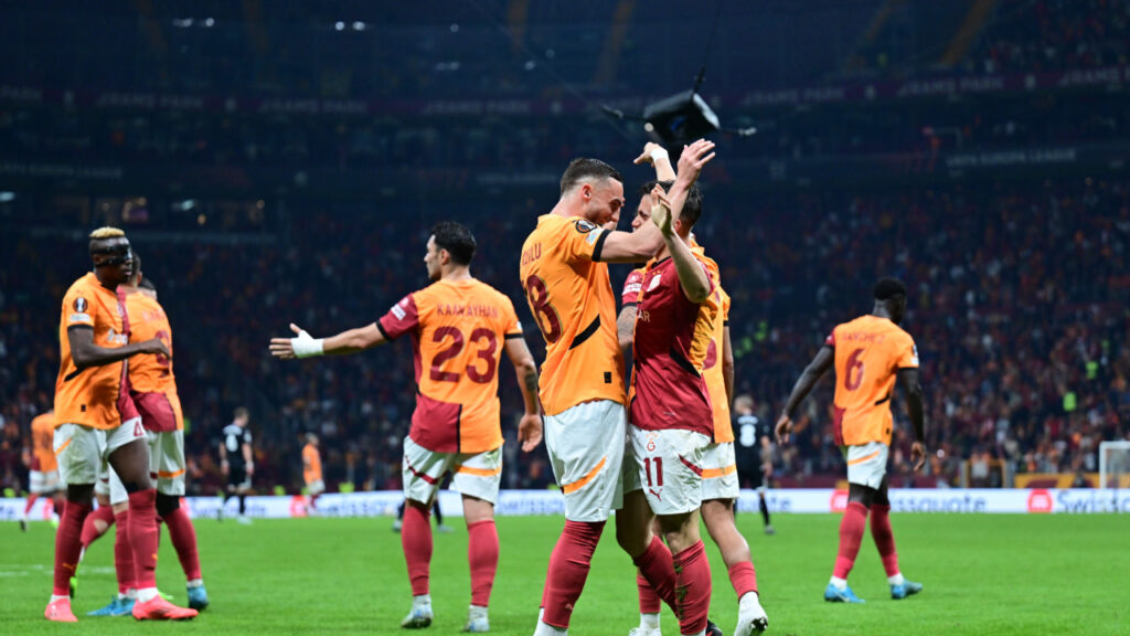 48 Yıl Sonra İlk! Galatasaray İsveç Takımını 4-3 Mağlup Etti