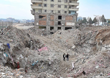 52 Kişinin Can Verdiği Ebrar Sitesi Duruşmasında Sanıklar Suçlamaları Reddetti: Yeni Bilirkişi Raporu Hazırlanacak