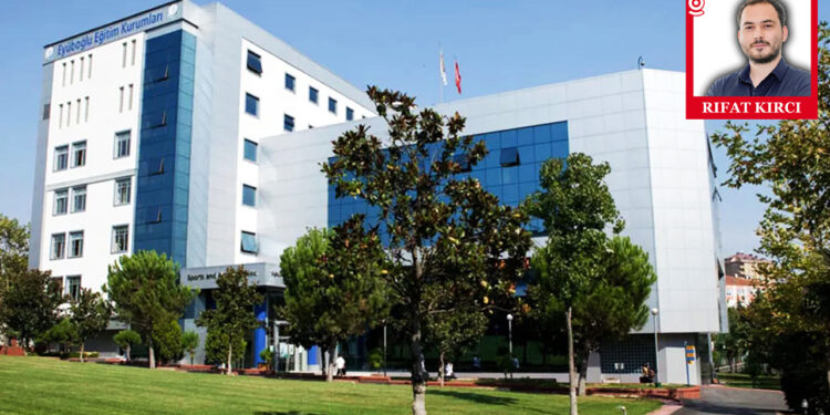 600 Bin Liraya Kadar Çıkıyordu... Fahiş Zamlarla Gündeme Gelen Okulda Öğrenciler Hastanelik Oldu!