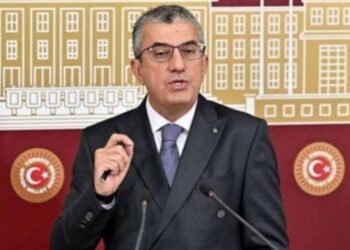 CHP’li Günaydın halkı sokağa çağırdı