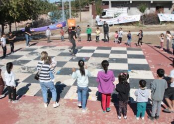 Çocuklar için ‘sokakta spor ve müzik’ etkinliği