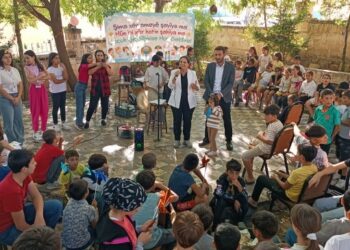 Hênê’de çocuk şenliği