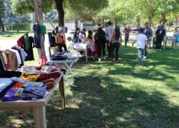 Tüketime karşı dayanışmayı güçlendiren pazar