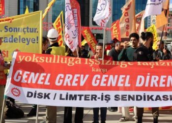İşçi Emekçi Birliği’nden miting: Gücümüzü örgütleyelim, direnişi büyütelim
