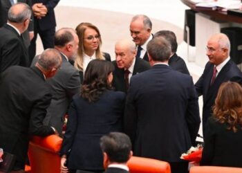 Mustafa Karasu: Devlet Bahçeli’nin el sıkması özel savaş siyaseti gereğidir