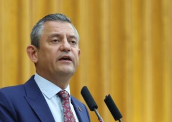 Özel’den tutuklamaya tepki: İğrenç planı bozacağız