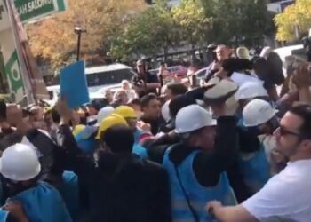 Bakanlığa yürümek isteyen Fernas işçilerine polis saldırısı