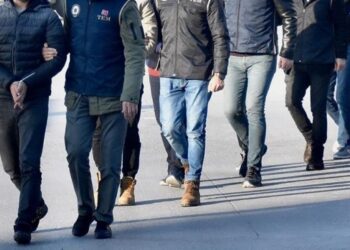 Şirnex ve Erzirom’da ev baskınları