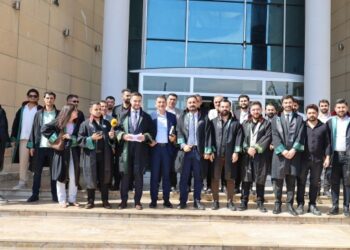 Genç Avukatlar Meclisi’nden ‘ücret tarifesi’ protestosu