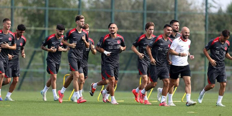 A Milli Futbol Takımı, İzlanda Maçına Hazırlanıyor