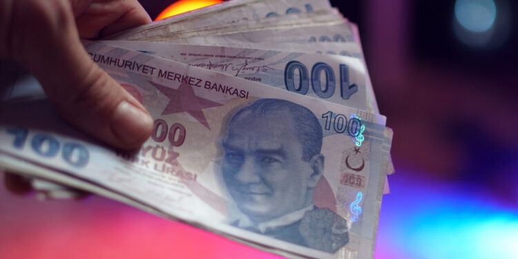 ASGARİ ÜCRET SON DAKİKA! Çifte Zam İddiası Kafa Karıştırmıştı: ‘O Rakamı Geçme İhtimali Düşük’ Diyerek Anlattı: Pazarlık O İki Oran Arasında Olacak