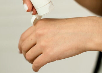 Uyuz vakaları artıyor: Ailede bir kişide çıkarsa herkes tedavi olmalı