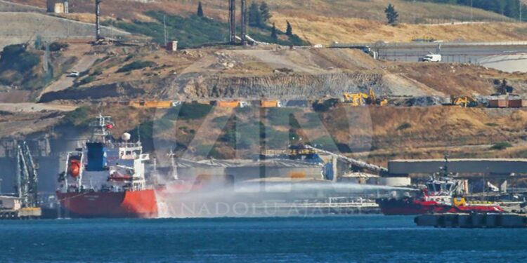 Aliağa Limanı'na yönelik rüşvet ve görevi kötüye kullanma operasyonunda 23 tutuklama