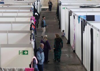 Almanya sığınmacılara yapılan maddi yardımı kısıyor