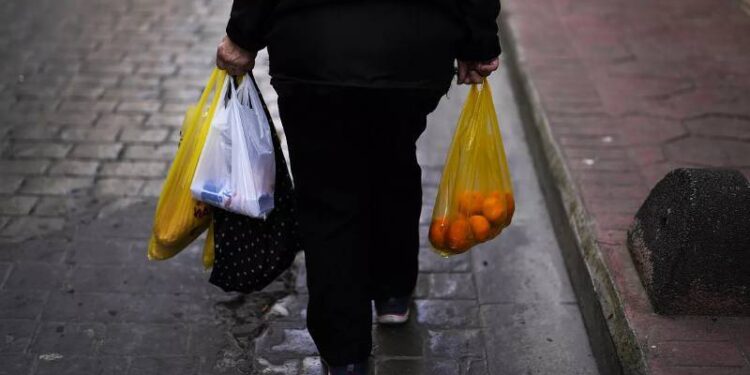 Alo 144 Sosyal Yardım Hattı’na başvuranların sayısı ilk 8 ayda 3.5 milyonu geçti
