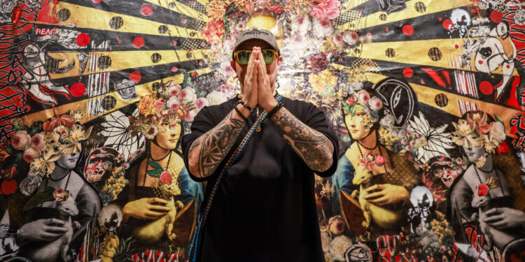 Altın Portakal Jürisi, Mercan Dede’nin Sergisini Gezdi