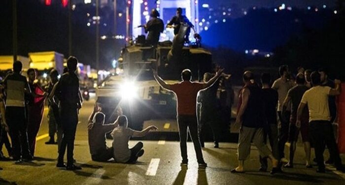 Ankara Minibüsçüler Odası Başkanı: “15 Temmuz’da 20.30 gibi Cumhurbaşkanlığından ‘Darbe var’ diye aradılar”