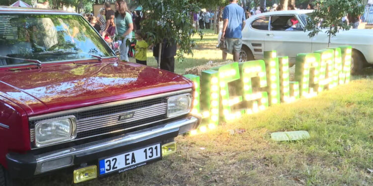 Antalya'da Yeşilçam Rüzgarı