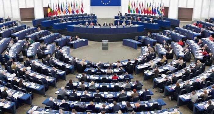 Avrupa Parlamentosu’ndan Bülent Mumay kararı; Türkiye’nin gazetecileri sindirme girişimi kınandı