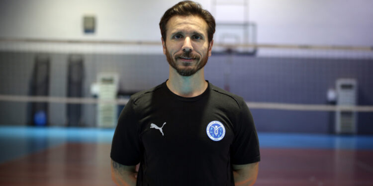 Aydın Büyükşehir Belediyespor Kadın Voleybol Takımı Galibiyet İstiyor