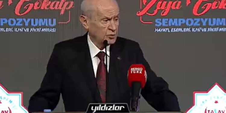 Bahçeli: ”Kürtleri sevmeyen bir Türk varsa Türk değildir”