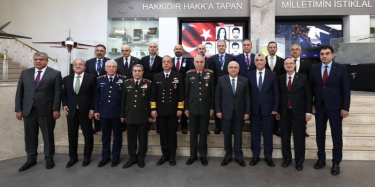 Bakanlar Güler ve Bolat, terör saldırısının ardından TUSAŞ'ın Kahramankazan'daki tesislerini ziyaret etti