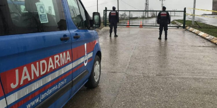 Bir İlde 'Mavi Dil' Karantinası! Giriş Çıkışlar Yasaklandı