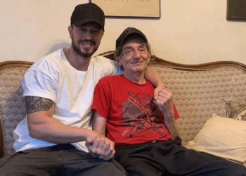 Birçok Sanatçının Hocasıydı: Ünlü Müzisyen Faris Akarsu Hayatını Kaybetti