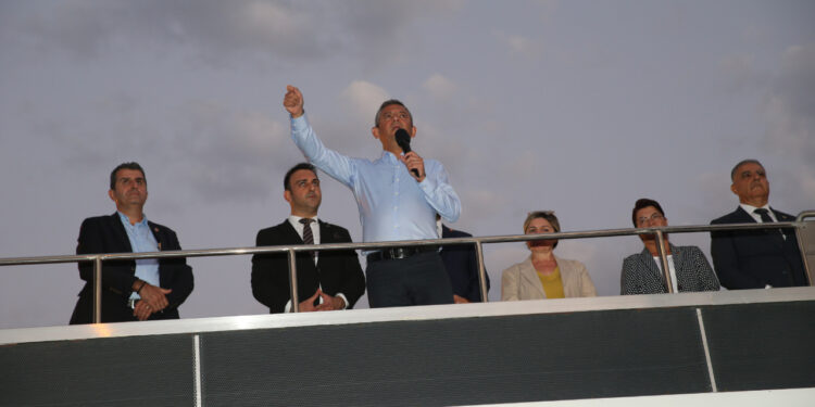 CHP Genel Başkanı Hatay'da Konuştu