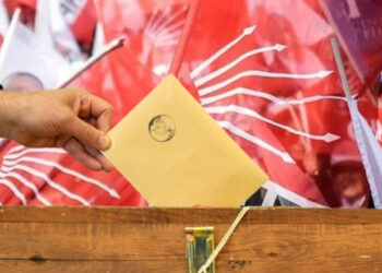 CHP Kurmaylarından 'Anket' Yorumu: 'Seçmenimiz Haklı Olarak Böyle Diyor Ama...'