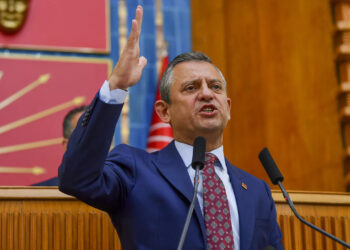 CHP Lideri Özgür Özel'in 'Kürtlere Devlet' Çıkışı Gündem Olmuştu... Çok Konuşulan Sözlerine Açıklık Getirdi