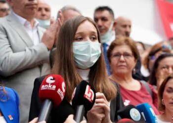 CHP il başkanlarından Gülşah Durbay’a destek açıklaması: ‘Atılan iftiraların karşısındayız’