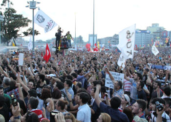 Çarşı Çağrı Yaptı, Galatasaray Derbisi Sonrası Beşiktaşlılar Sokağa Çıkıyor