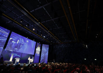 Cenevre'de Avrupa Nükleer Araştırma Merkezi'nin 70. Yılı Kutlandı