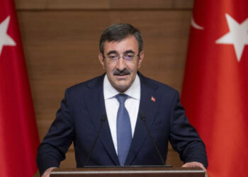 Cevdet Yılmaz'dan Millilere Tebrik