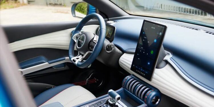 Çin'de üretilen elektrikli otomobillere ek vergi