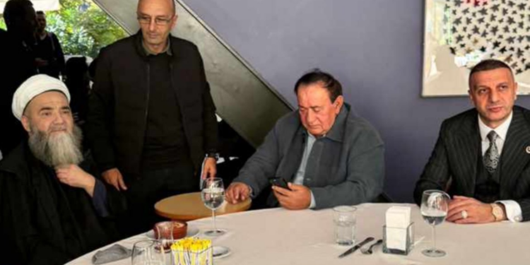 Cübbeli Ahmet Alaattin Çakıcı Ziyareti Sonrası Çark Etti! Önce Eleştirdi Sonra Geri Aldı
