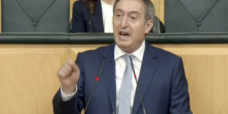 DEM Parti’den ‘Bahçeli’ açıklaması: “Sadece tokalaşmak yetmez, diyalog ve müzakereye ihtiyaç var”