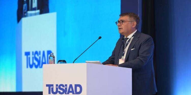 Ekonomide ilk 10’a girme hedefi, eğitim kalitesinden geçer; dijital uçurum, gelişmekte olan ülkelerde ciddi bir sorun