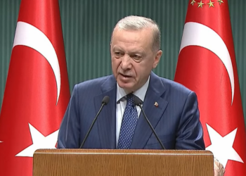 Erdoğan, Diyanet’e sahip çıktı: “28 Şubat zihniyetini horlatmaya çalışıyorlar”
