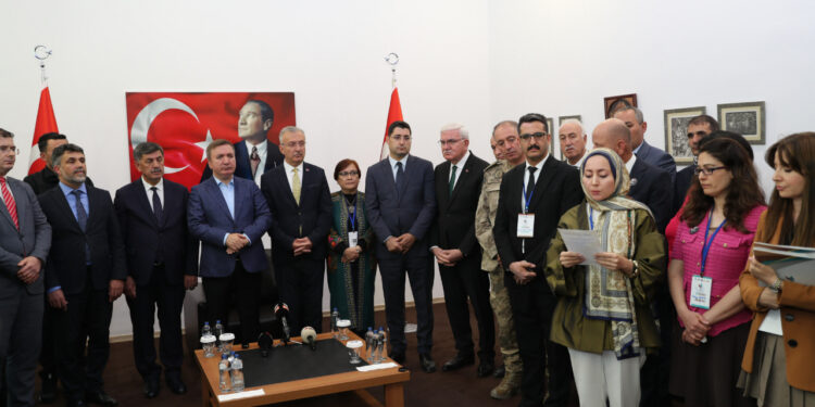 Erzincan'da Türkiye Yüzyılı'nda 1. Uluslararası Türk Diasporası Sempozyumu Bitti